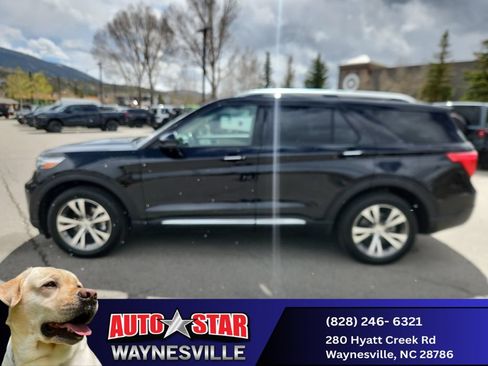 Used 2020 Ford Explorer Platinum w/ Premium Technology Package AWD/4WD image 3