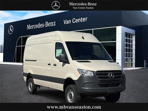 New 2025 Mercedes-Benz Sprinter 2500 image 1