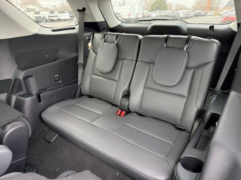 New 2026 Ford Explorer Active image 15