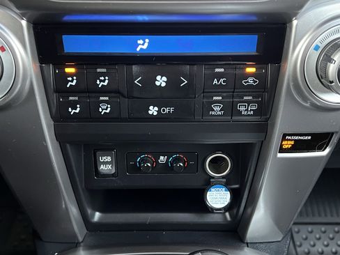 Used 2018 Toyota 4Runner Limited image 29