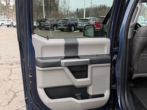 Used 2016 Ford F150 XLT image 16