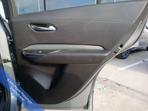 Used 2023 Cadillac XT4 Premium Luxury image 12