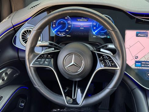 Used 2023 Mercedes-Benz EQS 580 4MATIC SUV w/ Exclusive Trim Package image 21
