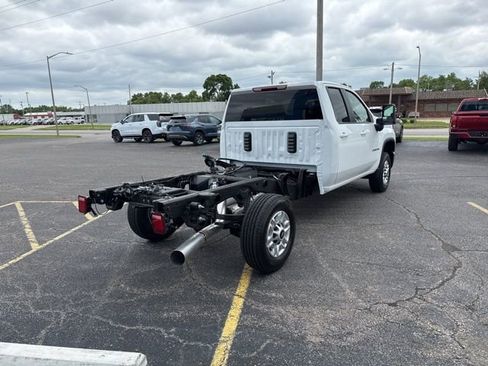 New 2026 Chevrolet Silverado 2500 LT AWD/4WD image 7