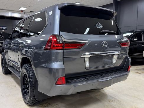 Used 2016 Lexus LX 570 4WD image 11