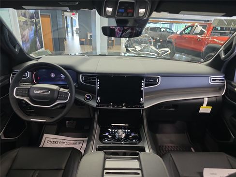 New 2026 Jeep Grand Wagoneer L Limited AWD/4WD image 15