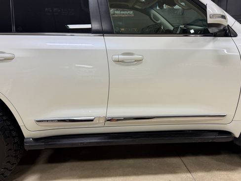 Used 2016 Toyota Land Cruiser AWD/4WD image 19
