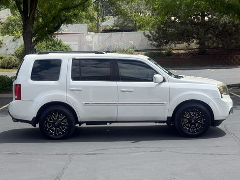 Used 2013 Honda Pilot Touring image 3