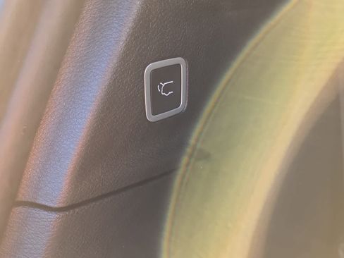 New 2026 Chrysler Pacifica Select image 11