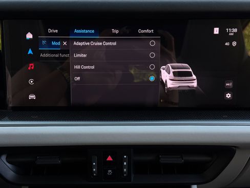 Used 2024 Porsche Cayenne Turbo image 31