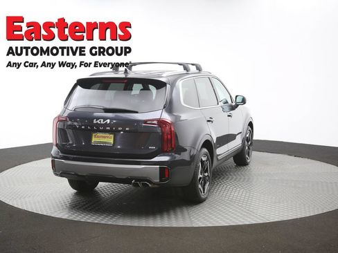 Used 2025 Kia Telluride S AWD/4WD image 40