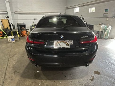 Used 2021 BMW 330i Sedan w/ Parking Assistance Package image 4