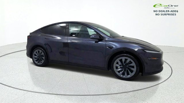 Used 2026 Tesla Model Y AWD image 10