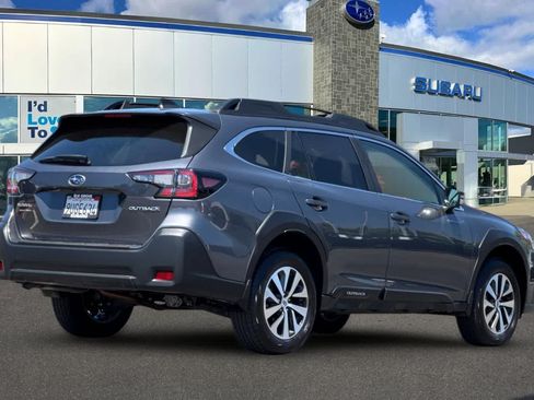 Certified 2025 Subaru Outback Premium AWD/4WD image 2