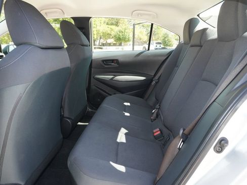 Used 2022 Toyota Corolla LE FWD image 26