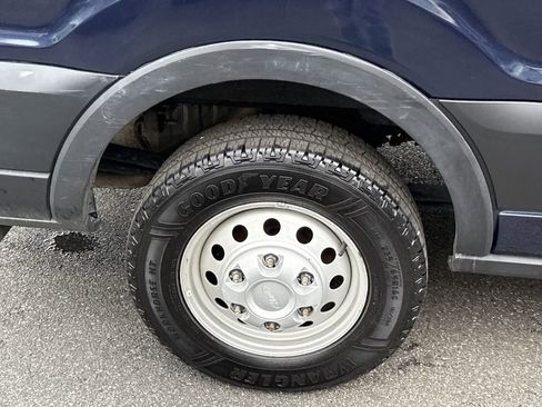 Used 2021 Ford Transit 250 Base image 11