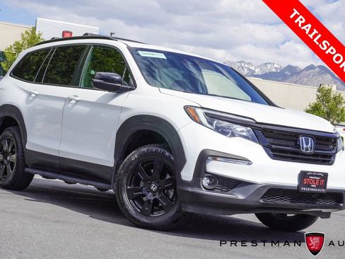 Used 2022 Honda Pilot TrailSport image 1
