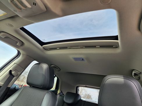 Used 2017 Buick Encore Sport Touring image 16