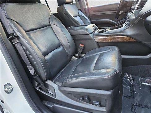 Used 2020 Chevrolet Suburban LT AWD/4WD image 22