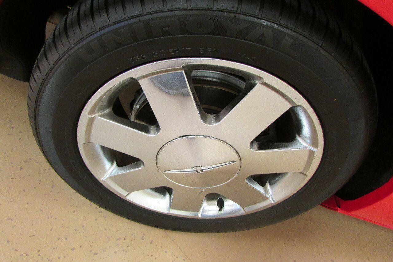Used 2002 Ford Thunderbird RWD image 25