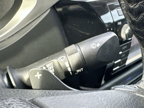 Used 2015 Toyota Corolla S image 24