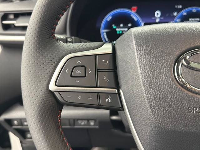 Certified 2026 Toyota Sienna XSE FWD image 27