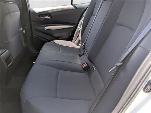 Used 2021 Toyota Corolla LE w/ Carpet Mat Package (TMS) FWD image 17