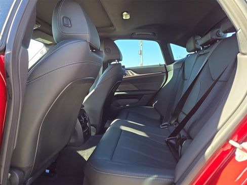 Used 2025 BMW 430i xDrive w/ M Sport Package image 13