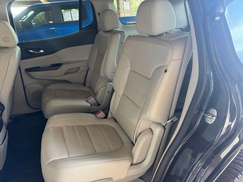 Used 2023 GMC Acadia Denali w/ Denali Ultimate Package AWD/4WD image 22