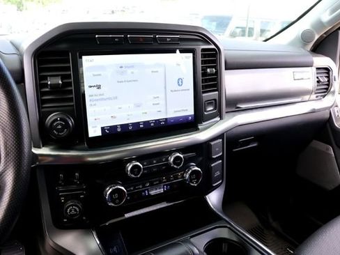 Used 2021 Ford F150 Lariat w/ Equipment Group 502A High AWD/4WD image 18