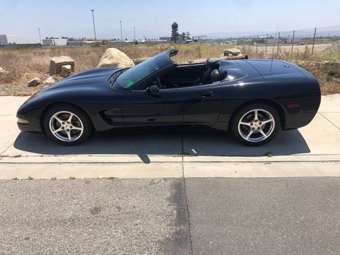 Used 1999 Chevrolet Corvette Convertible image 12
