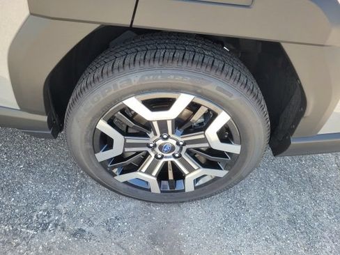 New 2026 Subaru Outback Touring AWD/4WD image 8