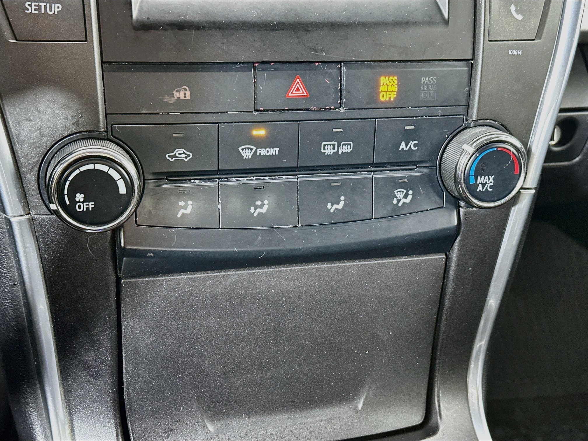 Used 2017 Toyota Camry SE FWD image 15