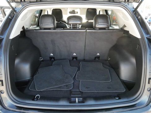 Used 2022 Jeep Compass Latitude image 18