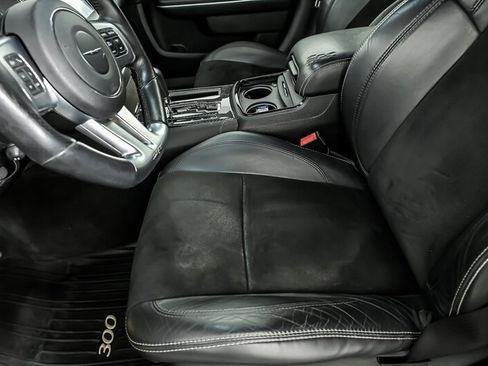 Used 2013 Chrysler 300 SRT8 w/ Harman Kardon Audio Group RWD image 17