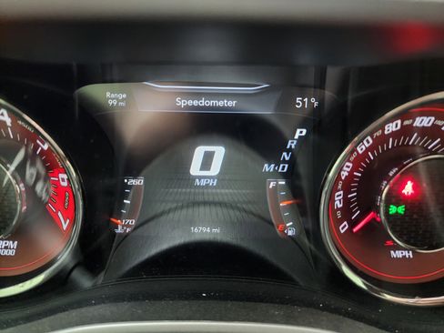 Used 2017 Dodge Challenger SRT Hellcat RWD image 10