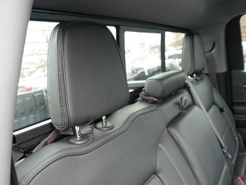 Used 2024 GMC Sierra 1500 Denali w/ Denali Reserve Package AWD/4WD image 19