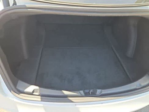 Used 2023 Tesla Model 3 Standard Range image 33