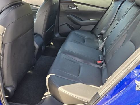 Used 2024 Honda Accord Sport image 11
