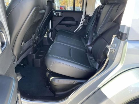 Used 2024 Jeep Wrangler High Altitude image 12