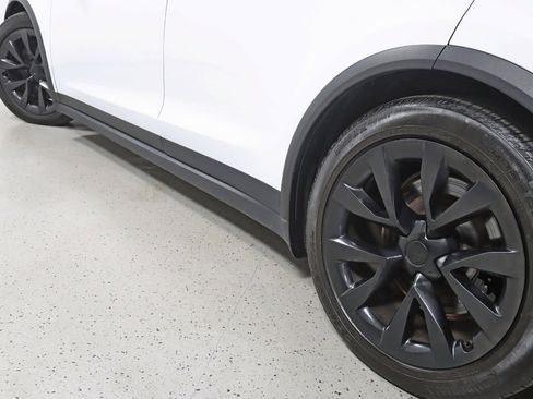Used 2023 Tesla Model X AWD/4WD image 13