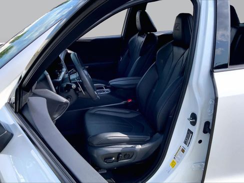 Certified 2025 Lexus TX 500h AWD w/ Technology Package image 8
