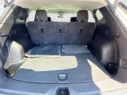 Used 2021 Chevrolet Blazer LT image 25