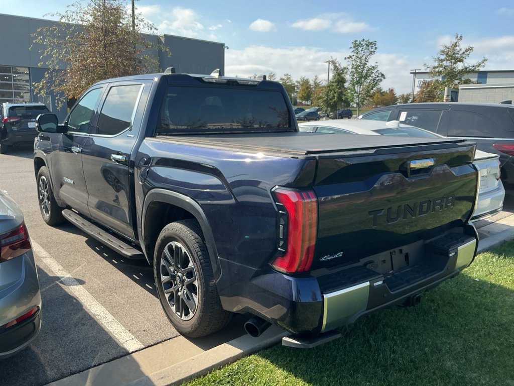 Used 2025 Toyota Tundra Limited AWD/4WD image 9
