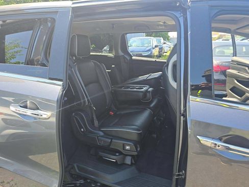 Used 2023 Honda Odyssey Elite image 12
