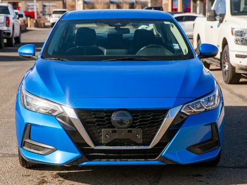 Used 2022 Nissan Sentra SV image 3