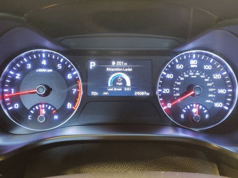 Used 2024 Kia Forte GT-Line w/ GT-Line Premium Package image 23