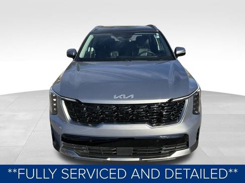 Used 2025 Kia Sorento S w/ Panoramic Sunroof Package image 14
