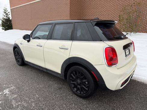 Used 2018 MINI Cooper S image 7