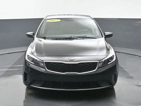 Used 2017 Kia Forte LX FWD image 4